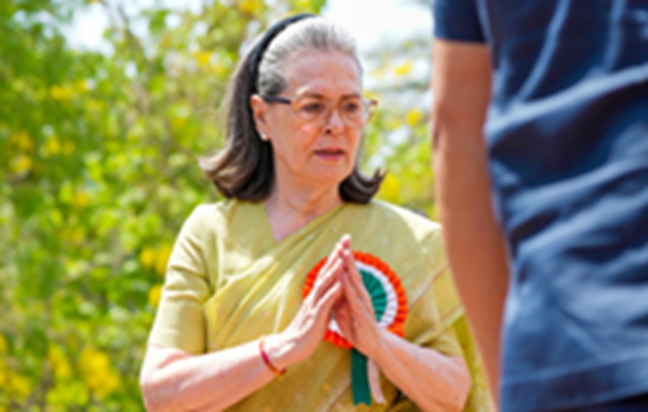 पहलगाम हमले पर सोनिया गांधी ने जताया दुख, कहा- 'पूरा देश आतंक के खिलाफ एकजुट'