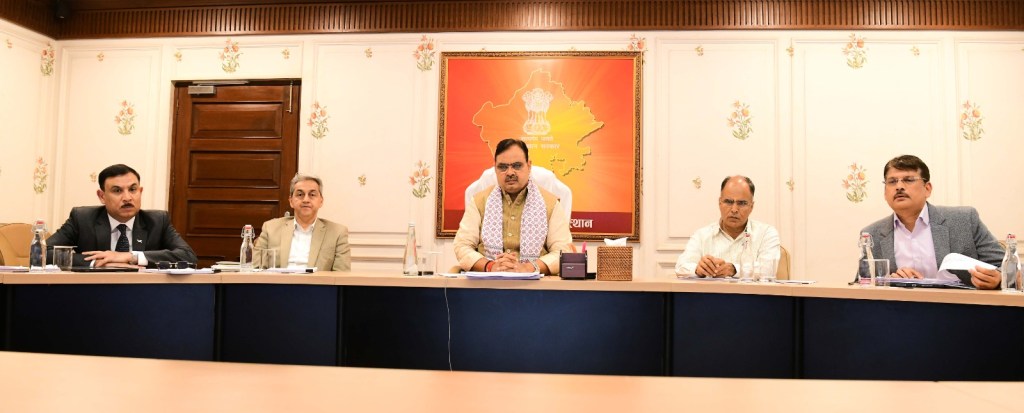 मुख्यमंत्री भजनलाल शर्मा ने जन स्वास्थ्य अभियांत्रिकी विभाग की समीक्षा बैठक ली:स्वच्छ पेयजल हर नागरिक तक पहुंचाने का लक्ष्य,जल जीवन मिशन के तहत 11 माह में 10.32 लाख कनेक्शन जारी