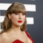 Taylor Swift Kejutkan Staf Stadion Arrowhead dengan Tip Rp 10 Juta Saat Natal